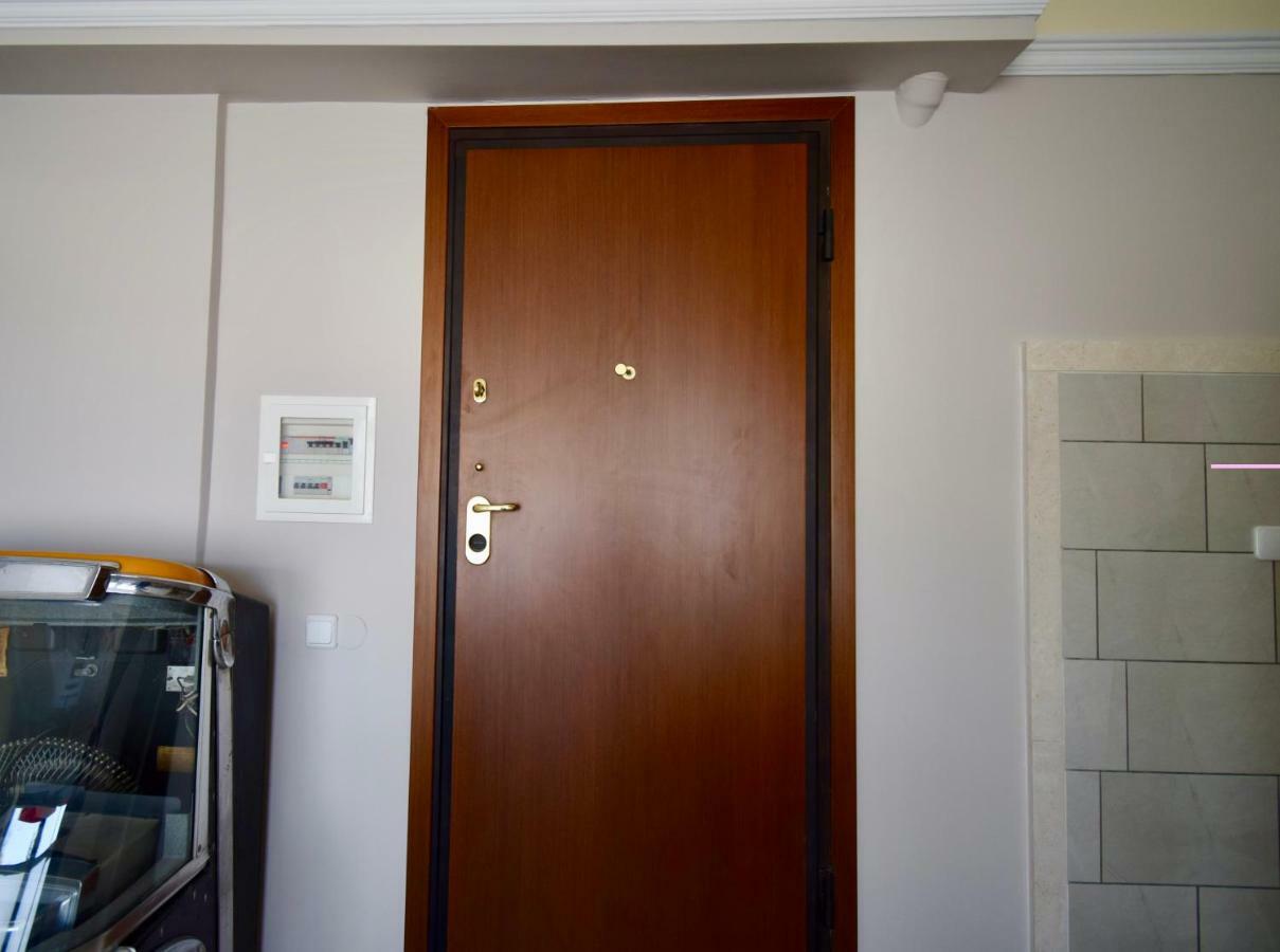 Comfort Room Thessaloniki Exterior foto